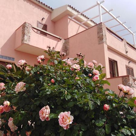 Bed and Breakfast The Roses Garden La Maddalena  Esterno foto