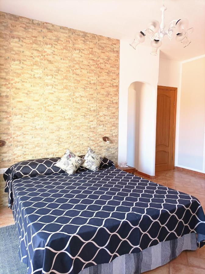 Bed and Breakfast The Roses Garden La Maddalena  Esterno foto